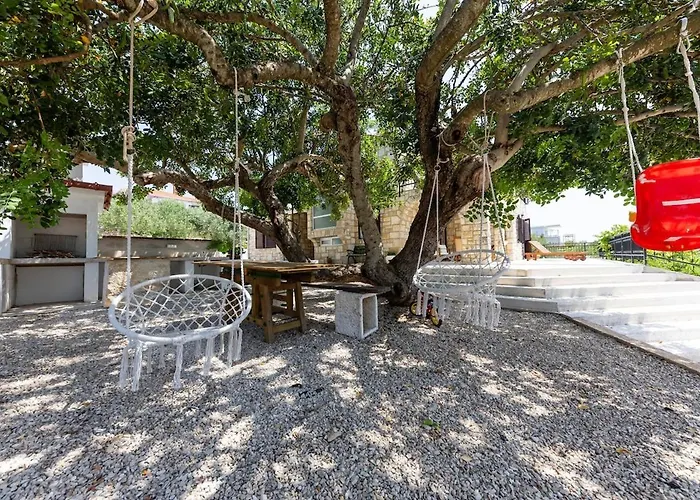 Mellifera Villa