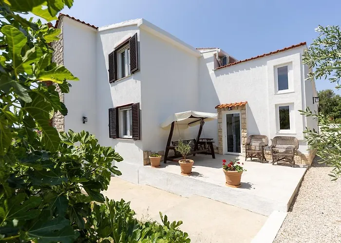 Mellifera Villa