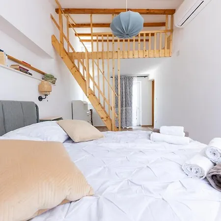 Vila Mellifera Grohote